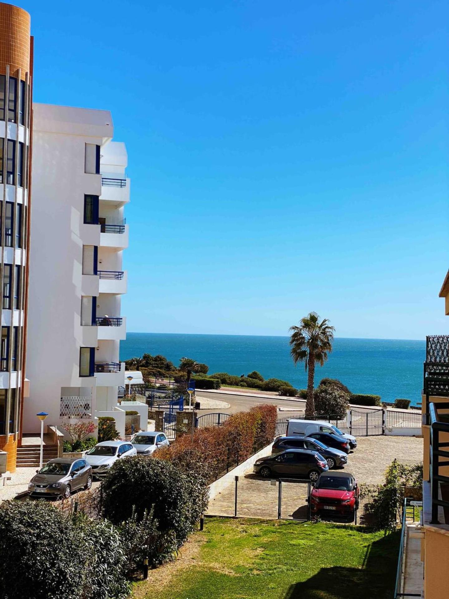 Sea View W Pool, Terrace & Parking Apartamento