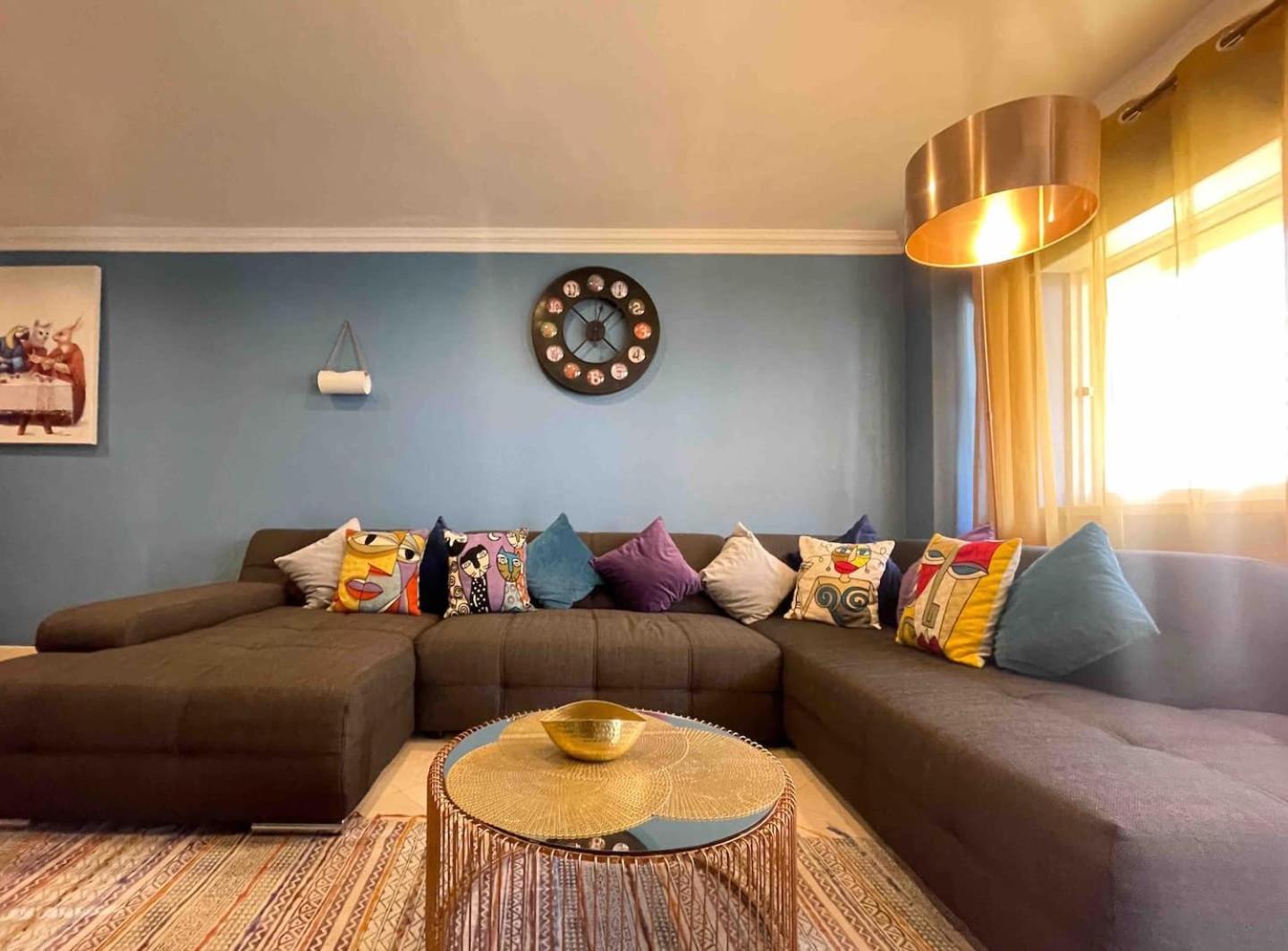 Sea View W Pool, Terrace & Parking Apartment Cascais